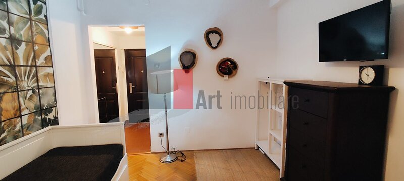 Kogalniceanu  Garsoniera de inchiriat in zona Cismigiu/Kogalniceanu